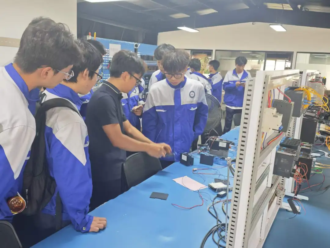 昆明工业职业技术学院电气学院师生走进suncitygroup太阳集团科技发展认知实习